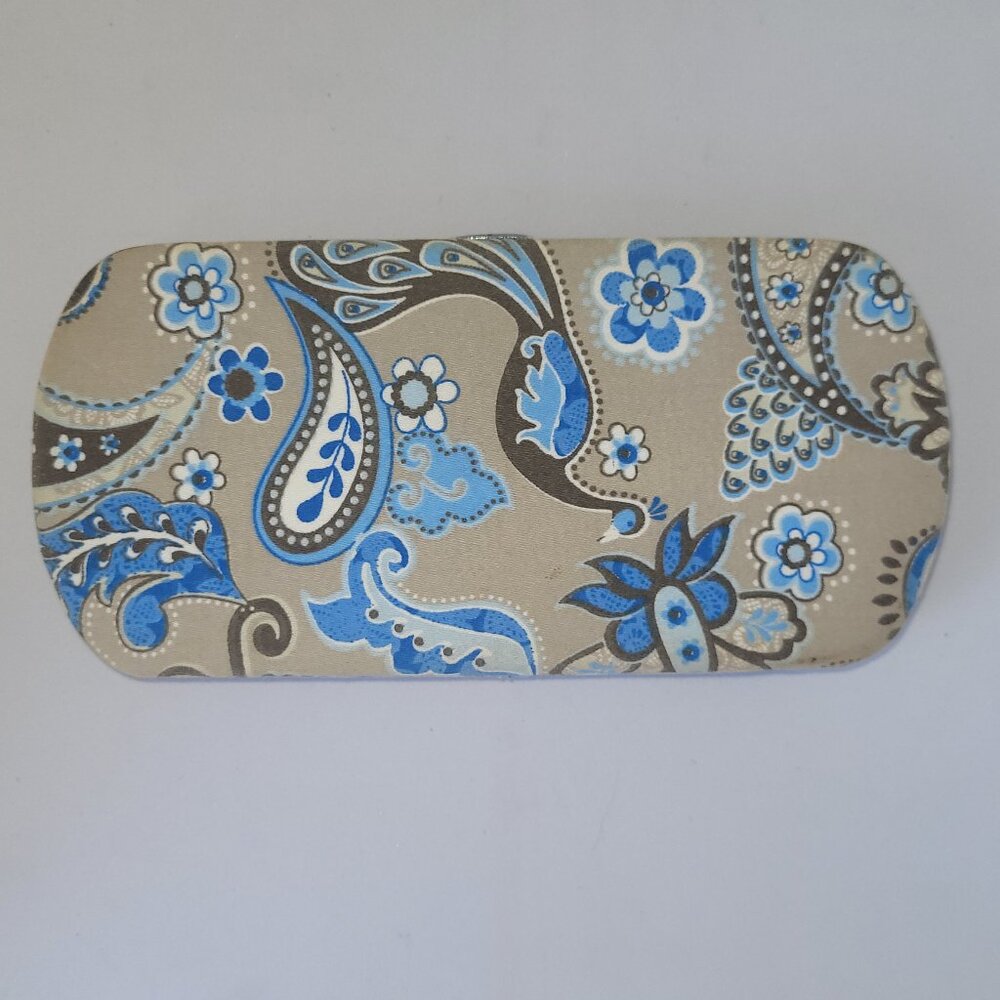 Peacocks & Paisley Thirty-one Hard Case Wallet Clutch * Tan with Blue and White